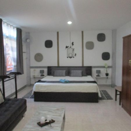 Similan Hotel Пляж Банг Тао Экстерьер фото